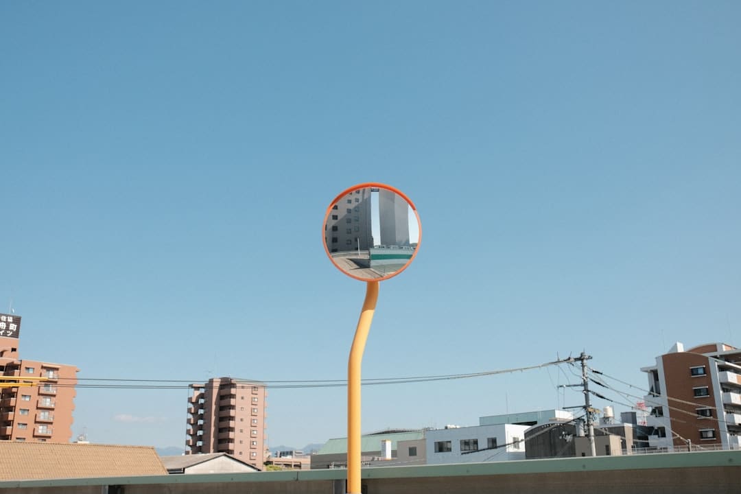沪深两市成交额突破5000亿元